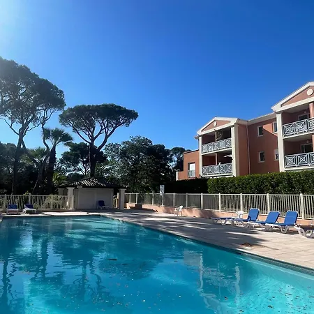 Cosy Avec Piscine Apartman Saint-Raphaël